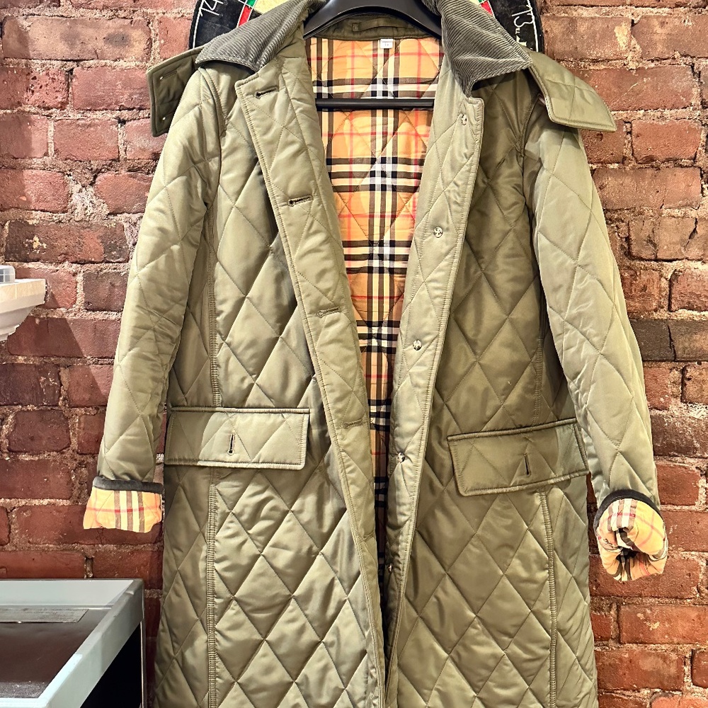 Burberry Dereham Quilted Hooded Coat